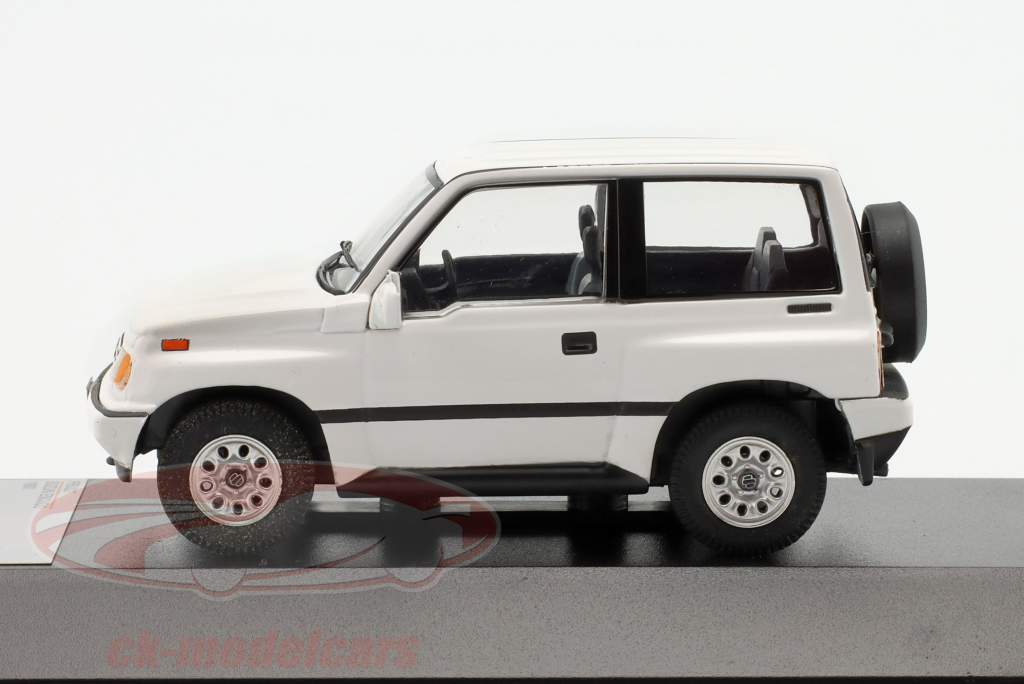 铃木 埃斯库多 年 1992 白 1:43 Premium X