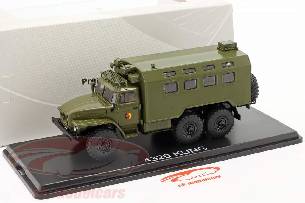 Ural 4320 KUNG NVA olive vert 1:43 PremiumClassiXXs