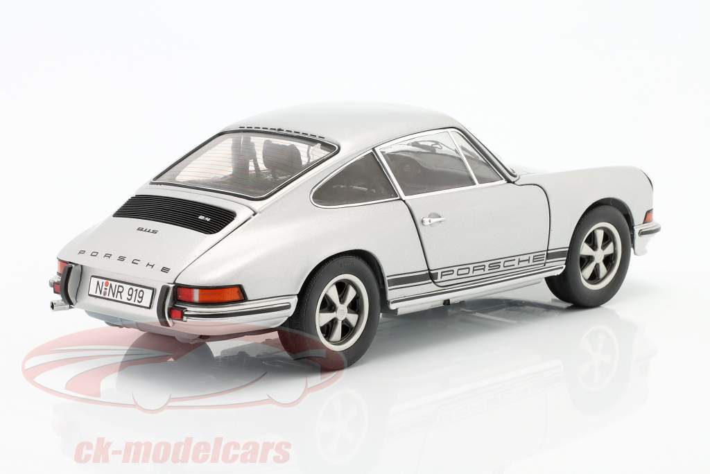 Porsche 911 S Coupe silber 1:18 Schuco