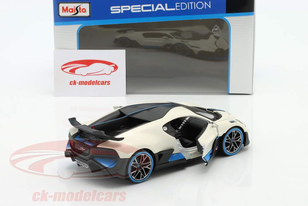 Bugatti Divo Special Edition hvid / blå / sort 1:24 Maisto
