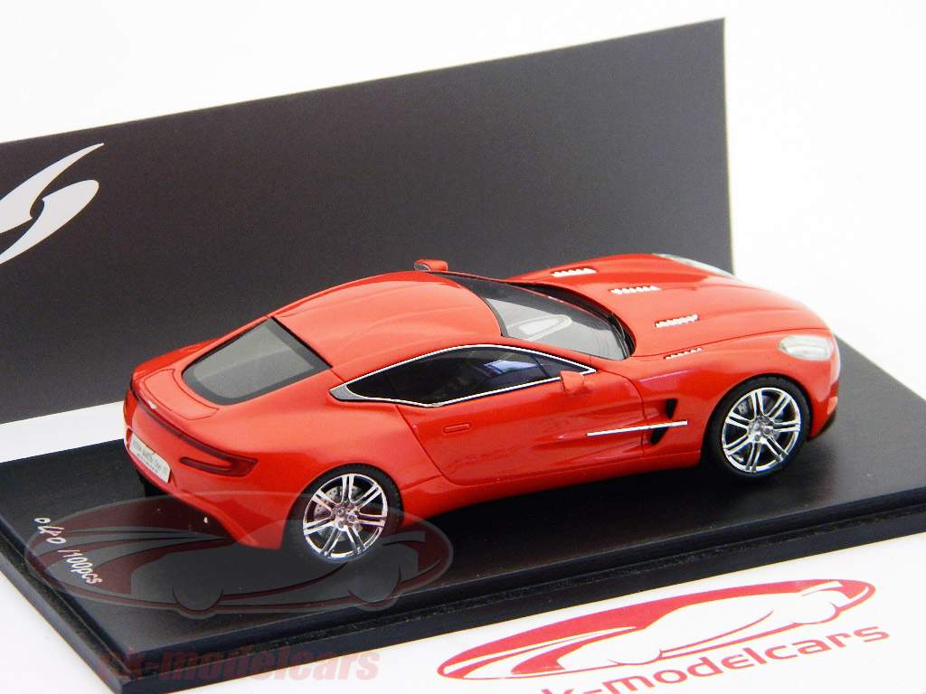Aston Martin One-77 vermelho / vermelho 1:43 Centelha