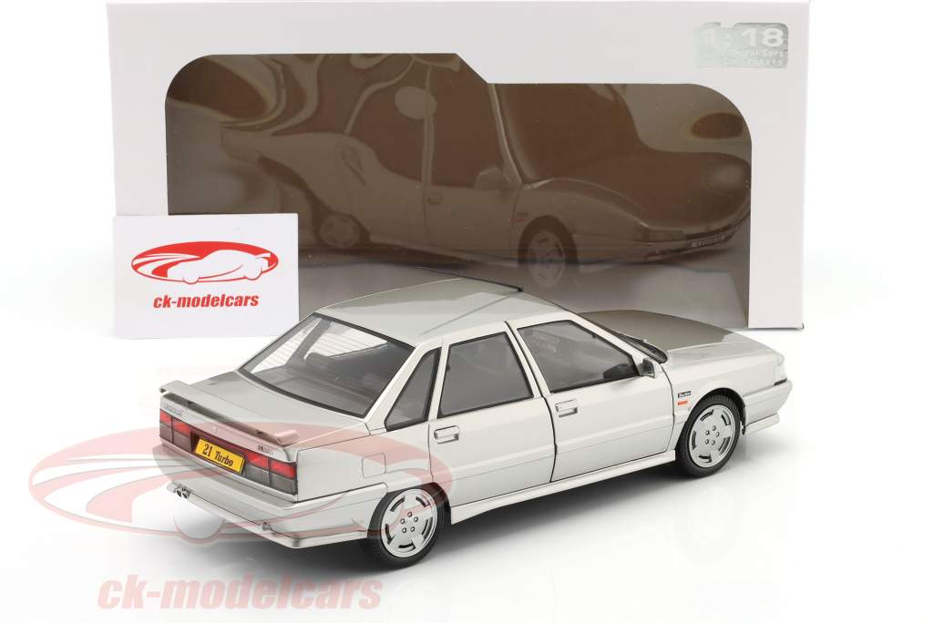 Renault 21 Turbo MK II Année de construction 1990 Gris 1:18 Solido