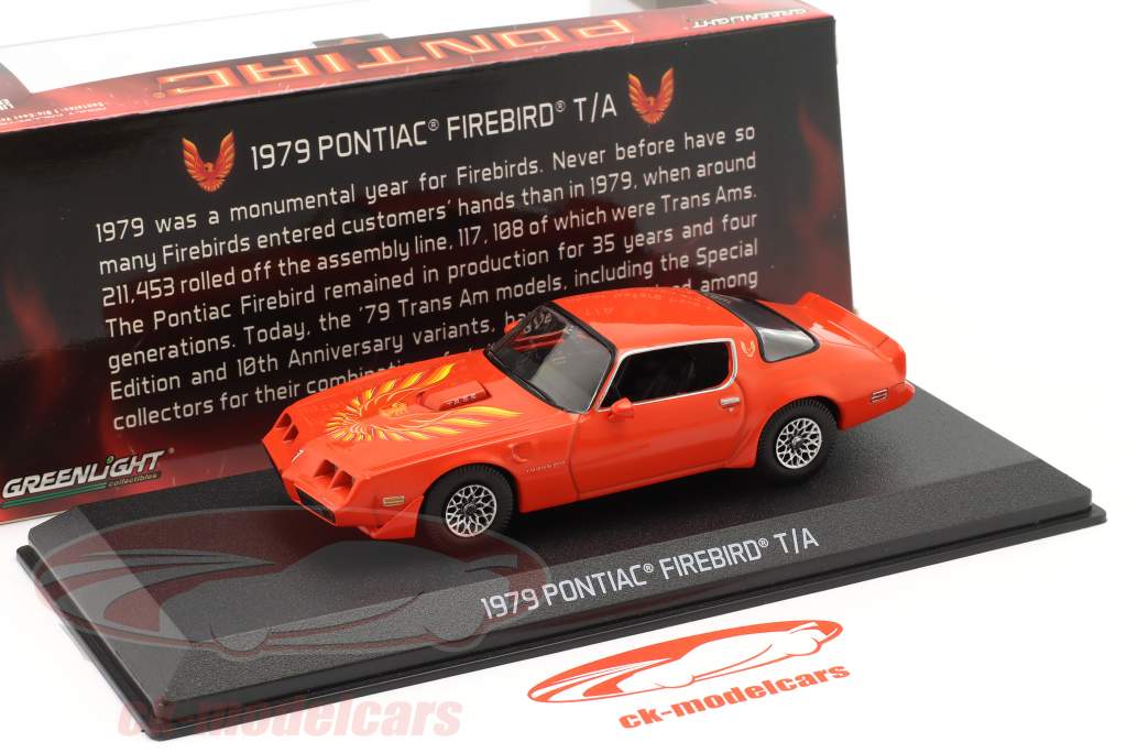 Pontiac Firebird Trans Am Год постройки 1979 красный 1:43 Greenlight