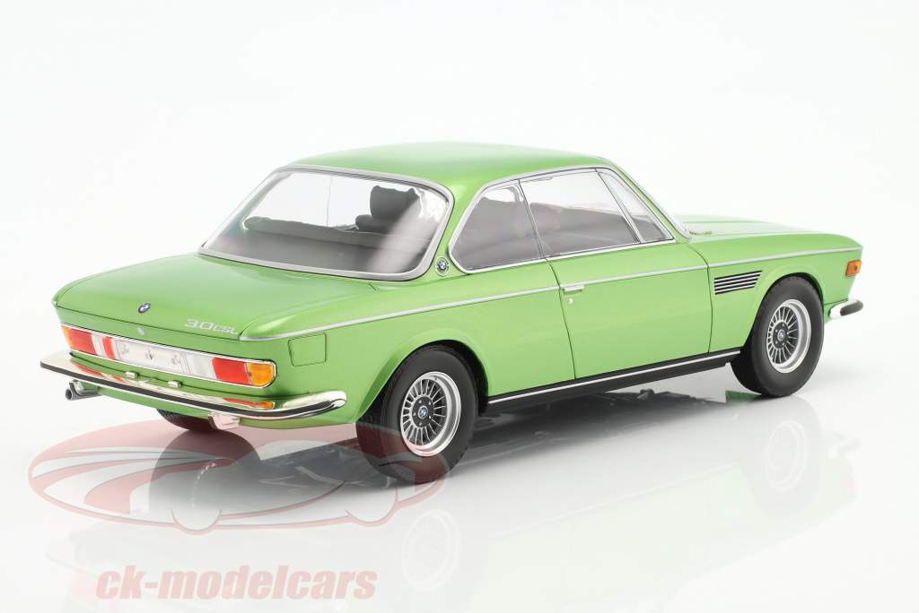 BMW 3.0 CSI year 1971 green metallic 1:18 Minichamps
