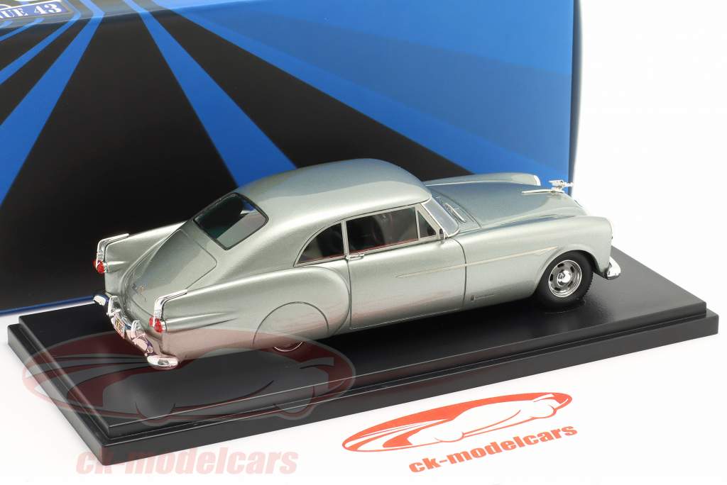 Packard Parisian Coupe year 1952 light green metallic 1:43 AutoCult