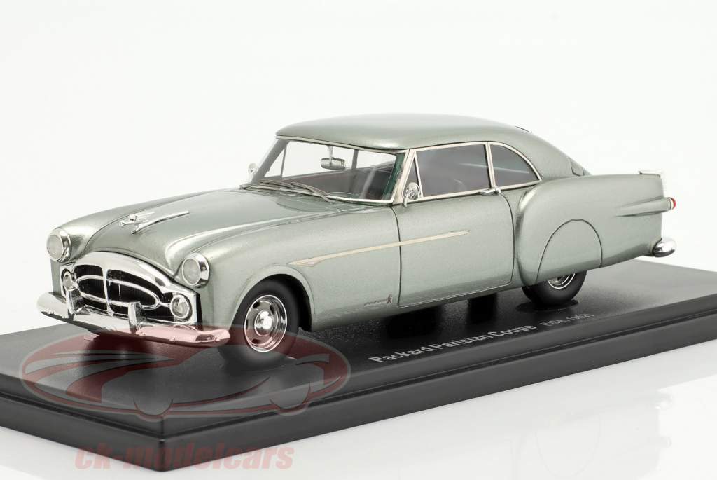 Packard Parisian Coupe year 1952 light green metallic 1:43 AutoCult