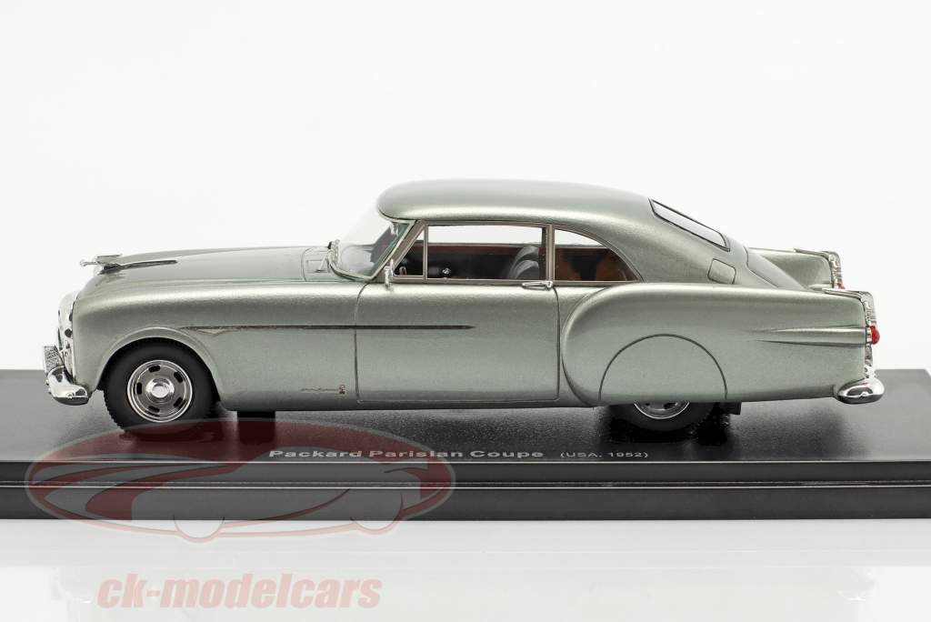 Packard Parisian Coupe year 1952 light green metallic 1:43 AutoCult
