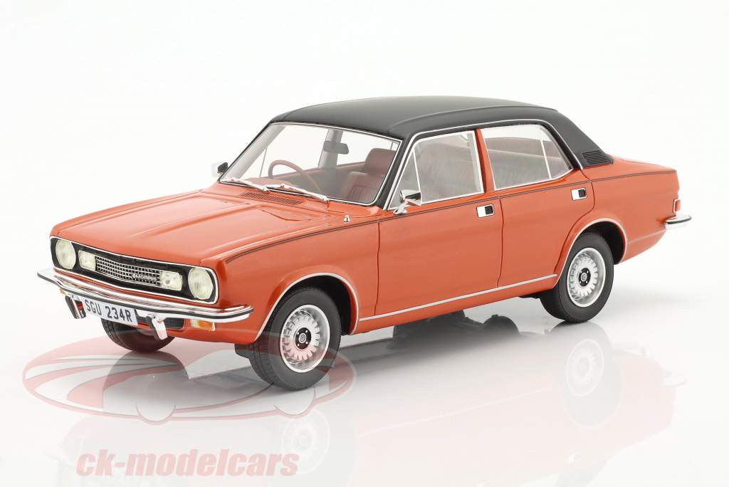 Morris Marina HL Saloon 1977-1979 kobber-orange / sort 1:18 Cult Scale