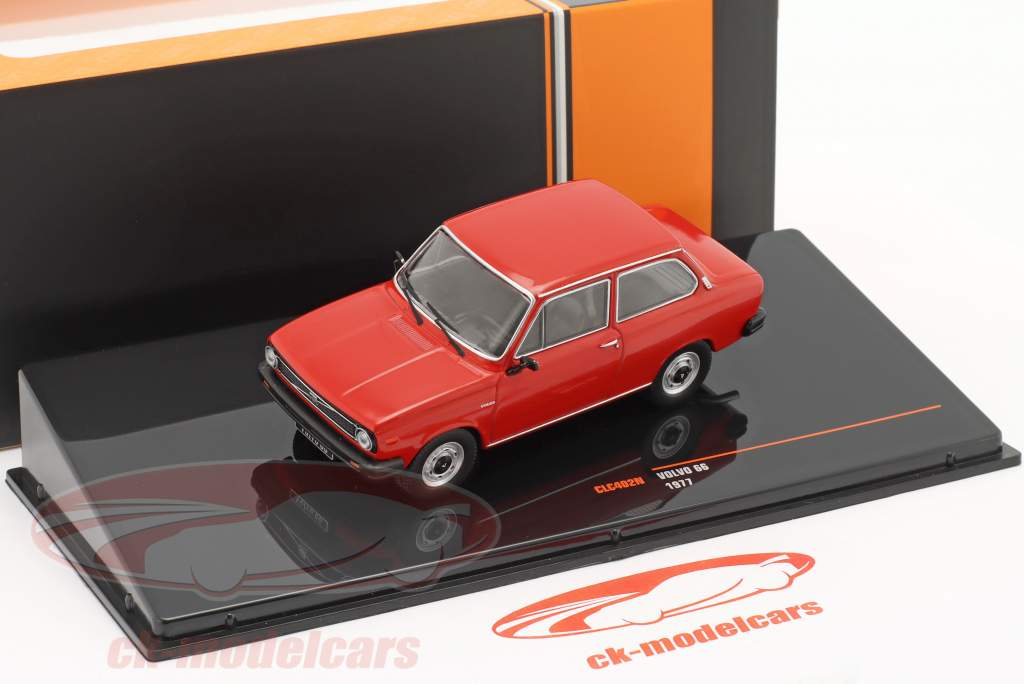 Volvo 66 Année de construction 1977 rouge 1:43 Ixo