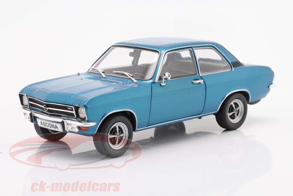 Opel Ascona A 1.9 SR blå metallisk 1:24 WhiteBox