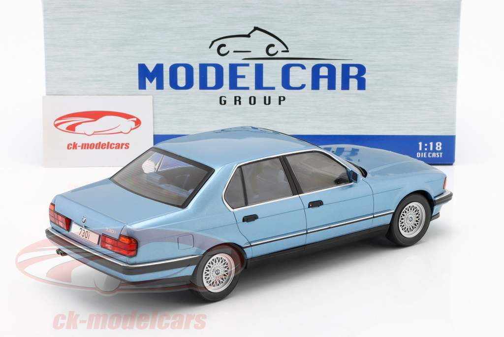BMW 730i (E32) 浅蓝 metallic 1:18 Model 汽车 Group