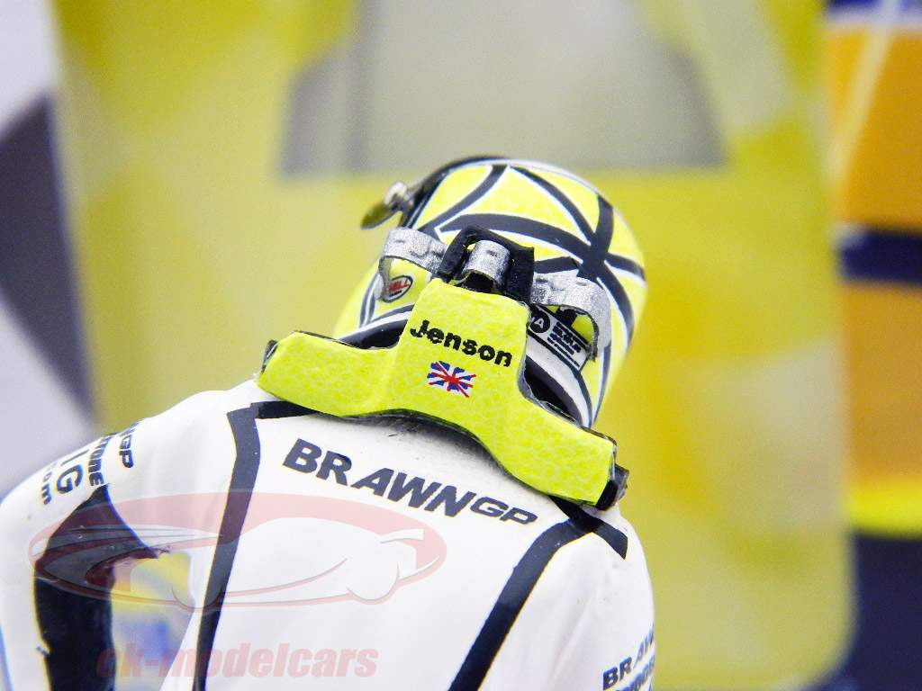 Jenson Button Fahrerfigur Formel 1 sitzend 1:18 TopMo
