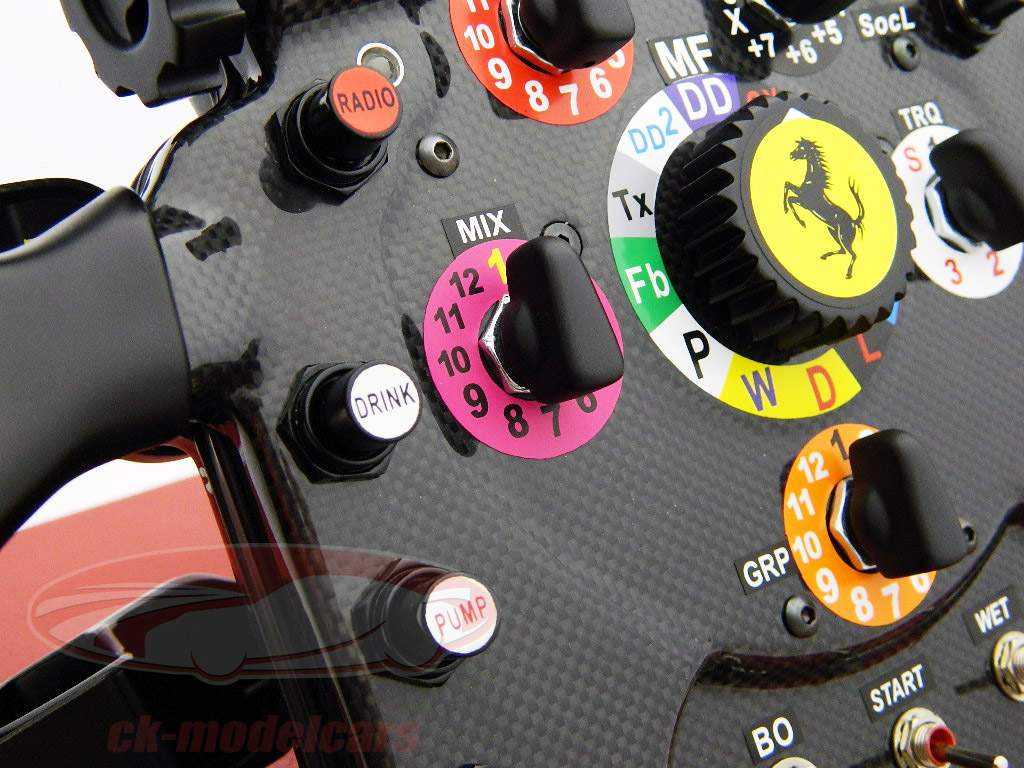 アロンソ/マッサフェラーリF2012 2012年フォーミュラ1ハンドル1:1アマルガム