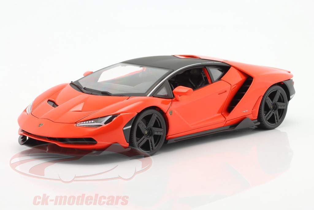 Lamborghini Centenario LP770-4 Année de construction 2016 orange 1:18 Maisto