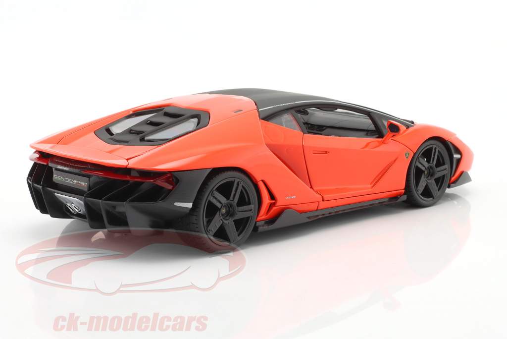 Lamborghini Centenario LP770-4 Année de construction 2016 orange 1:18 Maisto