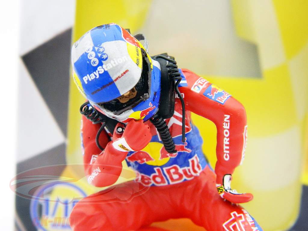 Sebastien Loeb Fahrerfigur WRC 2009 sitzend 1:18 TopMo