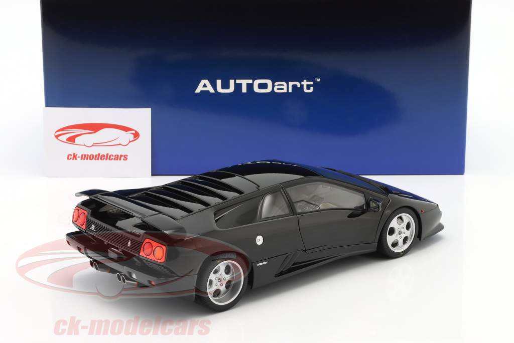 AUTOart 1:18 Lamborghini Diablo SE30 year 1993 deep black