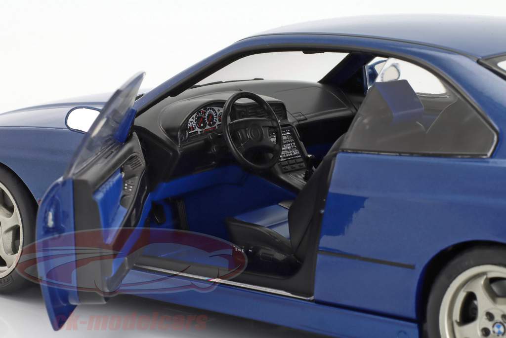 BMW 850 CSI (E31) Baujahr 1990 tobagoblau 1:18 Solido