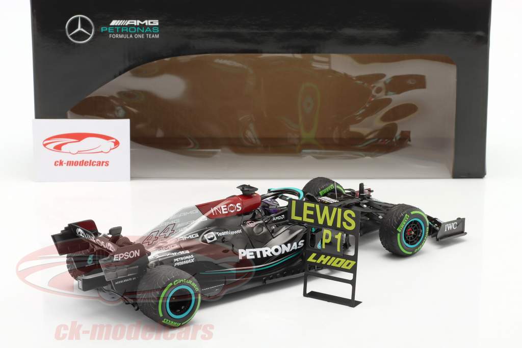 ミニチャンプス 1/18 メルセデスAMG W12ハミルトン w/100勝ボード MINICHAMPS 1/18 Benz AMG F1 W12 2021 #44 Hamilton Brazil