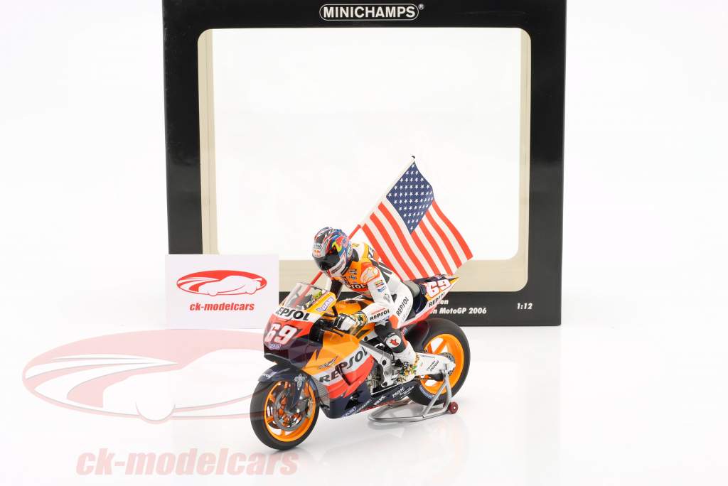 Minichamps 1:12 Nicky Hayden Honda RC211V #69 MotoGP World