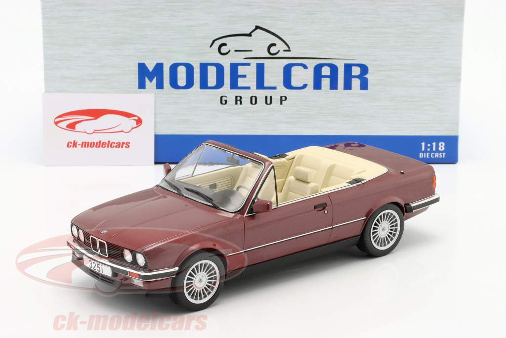 BMW 325i (E30) Cabriolet 建造年份 1985 深红色 金属 1:18 ModelCar Group