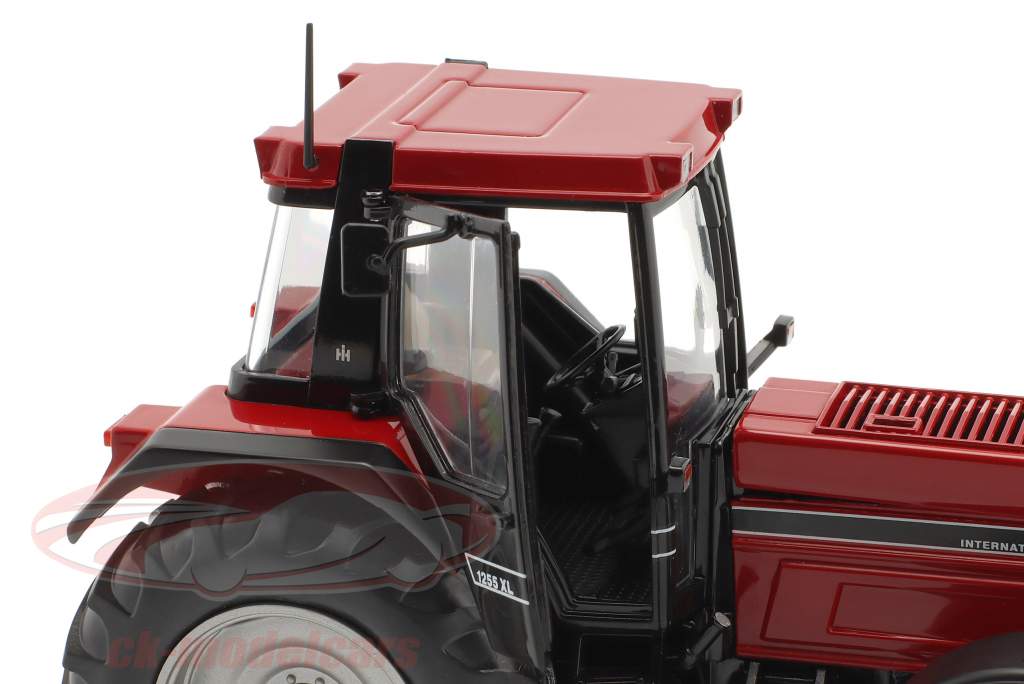 Case International 1255 XL trator vermelho / Preto 1:32 Schuco