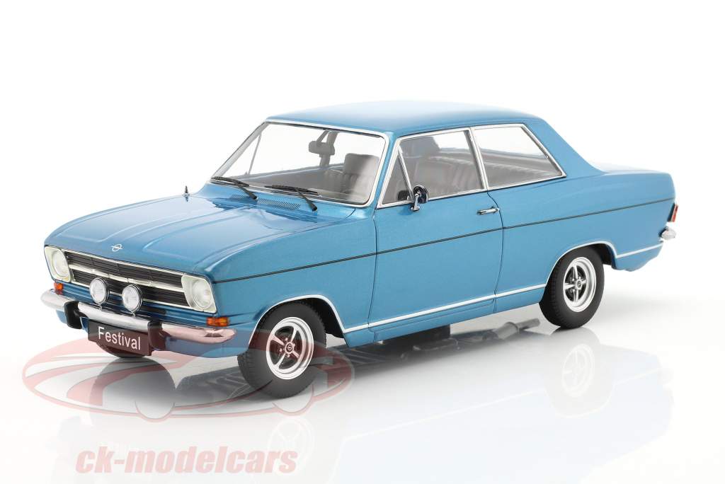 Opel Kadett B 节日 建设年份 1973 蓝色的 金属的 1:18 KK-Scale