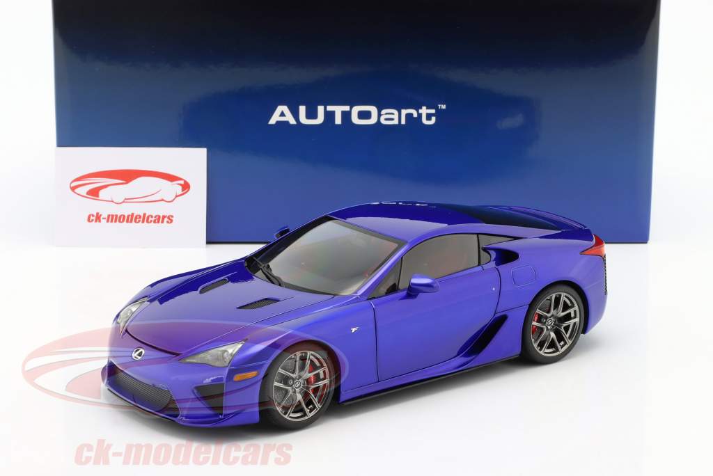 Lexus LFA Baujahr 2010 perlblau 1:18 AUTOart