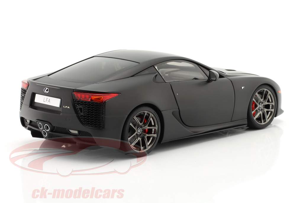 Lexus LFA 建設年 2010 つや消し 黒 1:18 AUTOart
