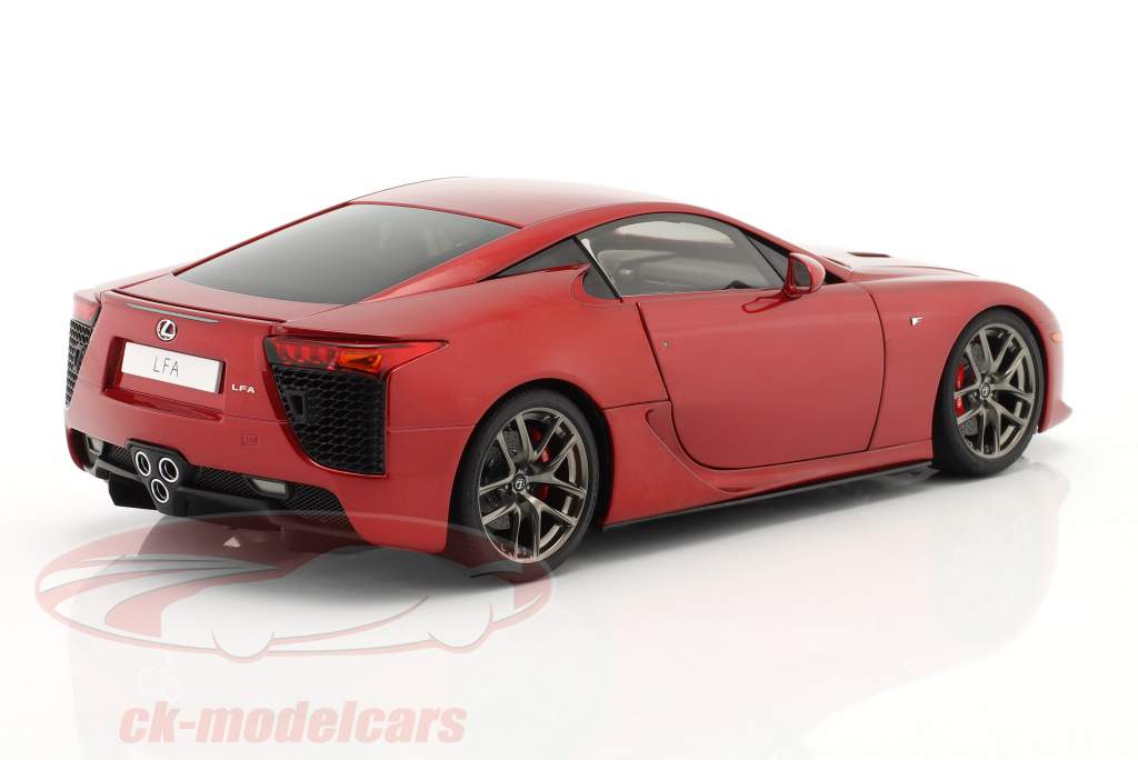 Lexus LFA Год постройки 2010 жемчуг красный 1:18 AUTOart