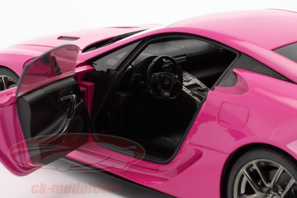 Lexus LFA Ano de construção 2010 rosa 1:18 AUTOart