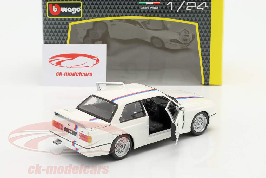 BMW M3 (E30) Année de construction 1988 blanc 1:24 Bburago