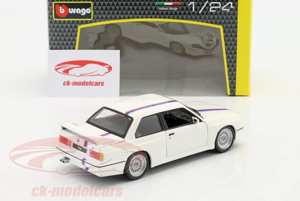 BMW M3 (E30) Année de construction 1988 blanc 1:24 Bburago