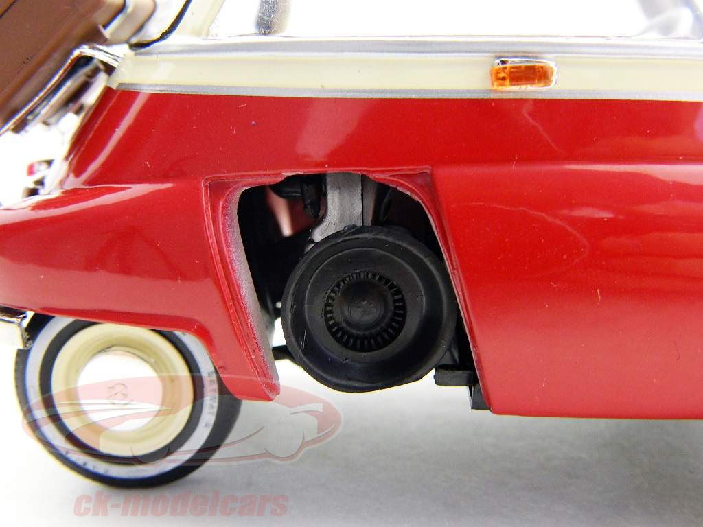 宝马ISETTA 250红色米色1:18雷维尔