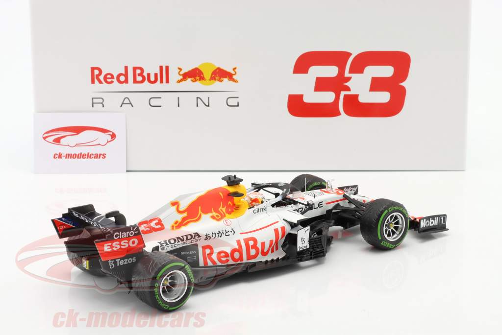 M. Verstappen Red Bull Racing RB16B #33 Turks GP formule 1 Wereldkampioen 2021 1:18 Minichamps