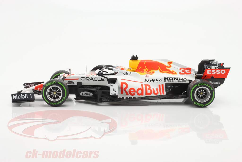 M. Verstappen Red Bull Racing RB16B #33 Turks GP formule 1 Wereldkampioen 2021 1:18 Minichamps
