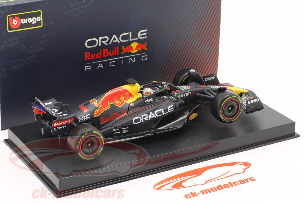 Max Verstappen Red Bull RB18 #1 formula 1 Campione del mondo 2022 1:43 Bburago