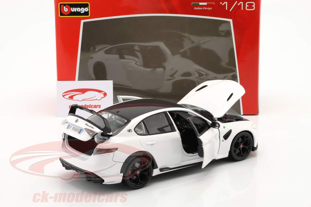 Alfa Romeo Giulia GTAm Ano de construção 2020 troféu Branco 1:18 Bburago