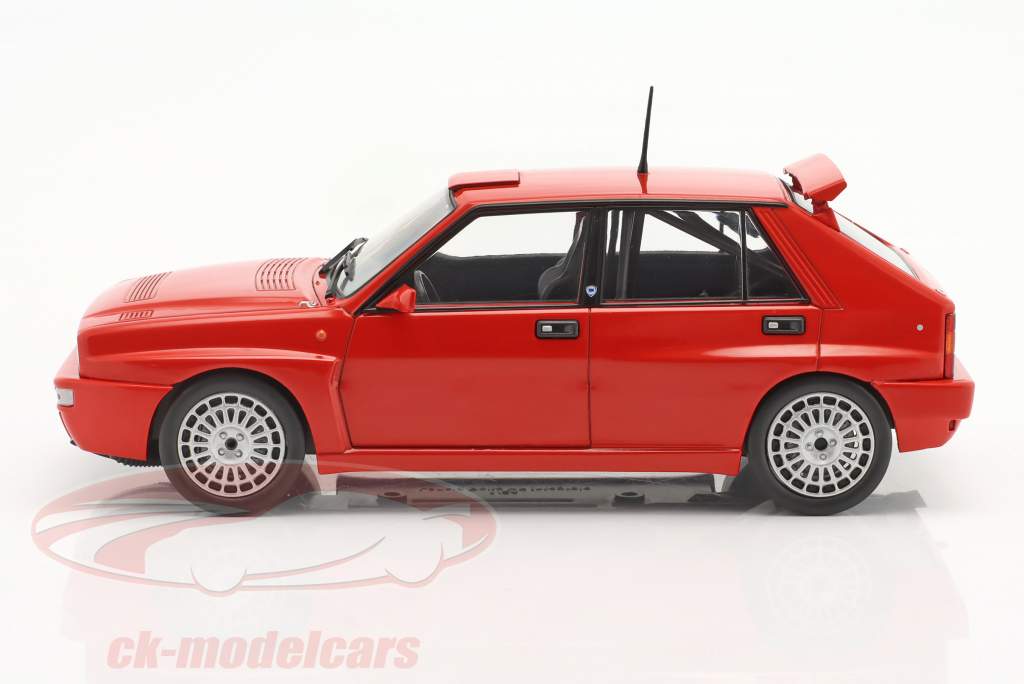 Lancia Delta Integrale 16V rot 1:24 WhiteBox