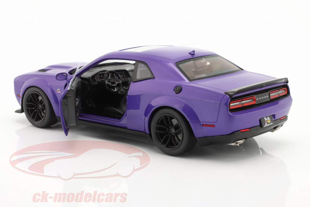 Dodge Challenger R/T Scat Pack Widebody 2020 lilla metallisk 1:18 Solido