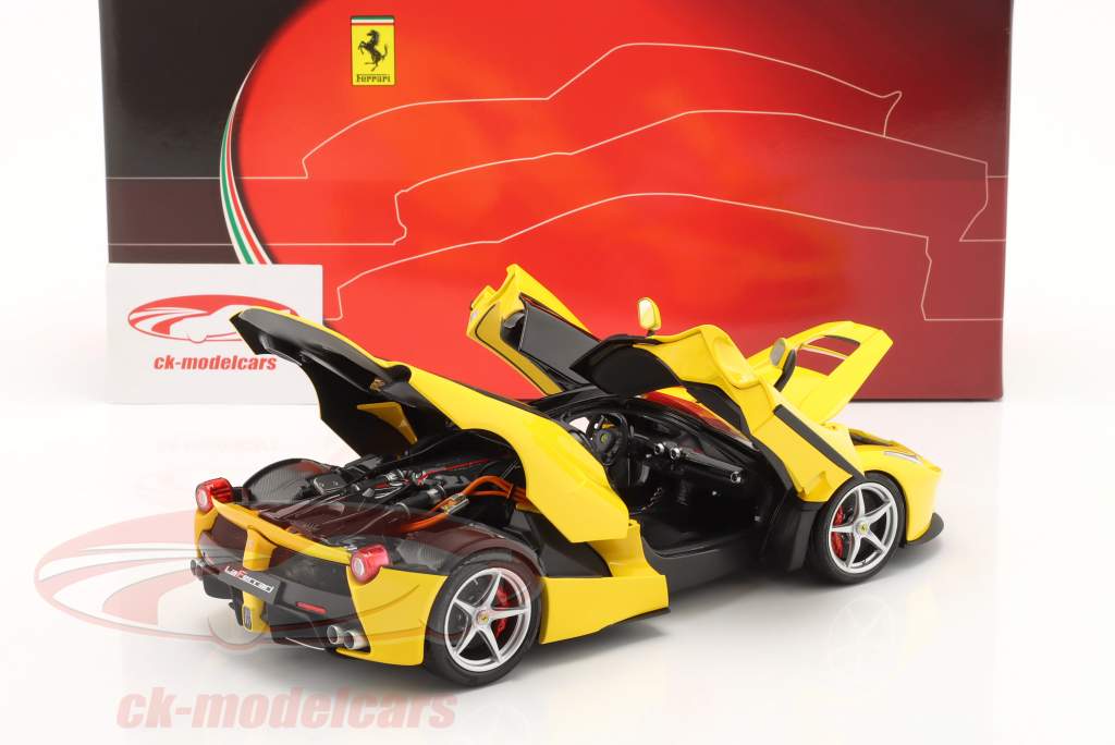 Ferrari LaFerrari Año de construcción 2013-2018 amarillo 1:18 BBR