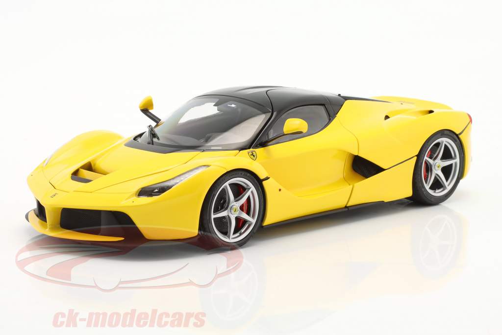 Ferrari LaFerrari Año de construcción 2013-2018 amarillo 1:18 BBR