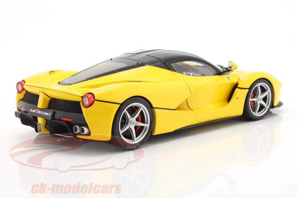 Ferrari LaFerrari Año de construcción 2013-2018 amarillo 1:18 BBR