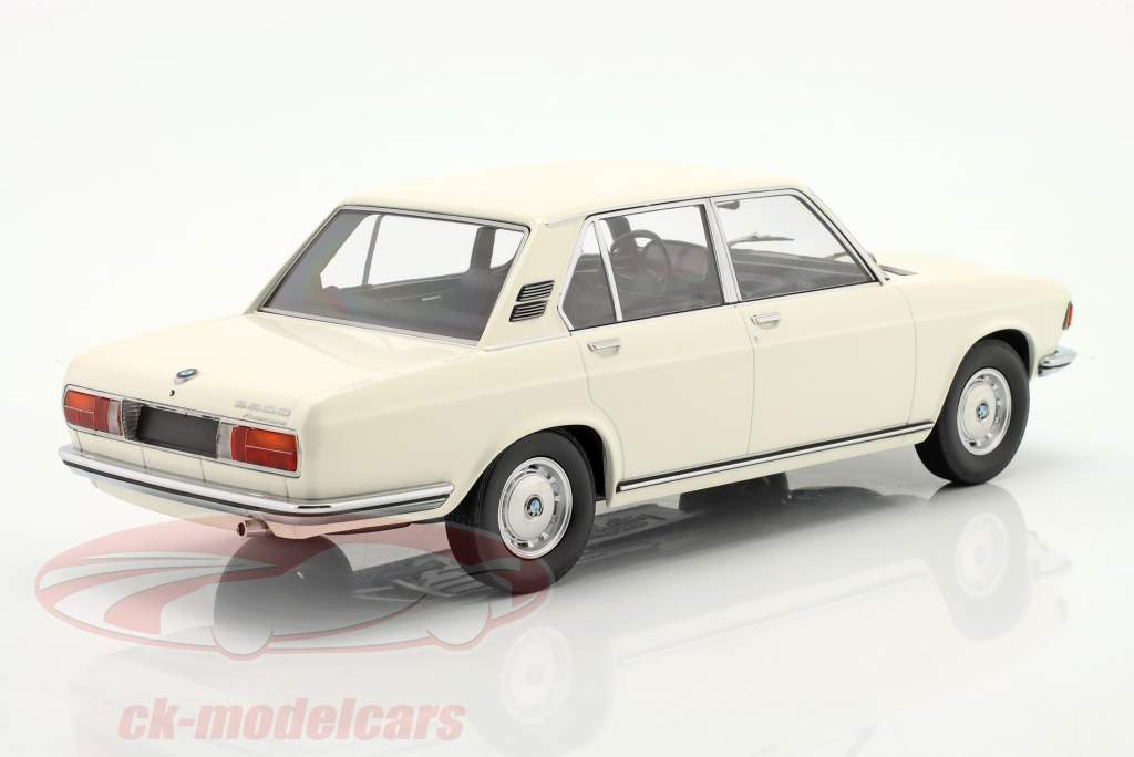 BMW 2500 (E3) year 1968 white 1:18 Minichamps