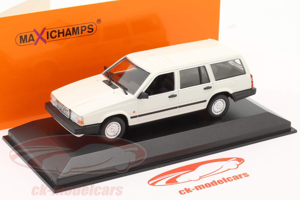 Volvo 740 GL Break Baujahr 1986 weiß 1:43 Minichamps
