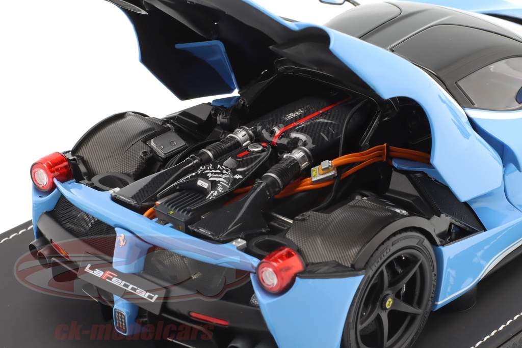 Ferrari LaFerrari Tailor Made baby blu 1:18 BBR