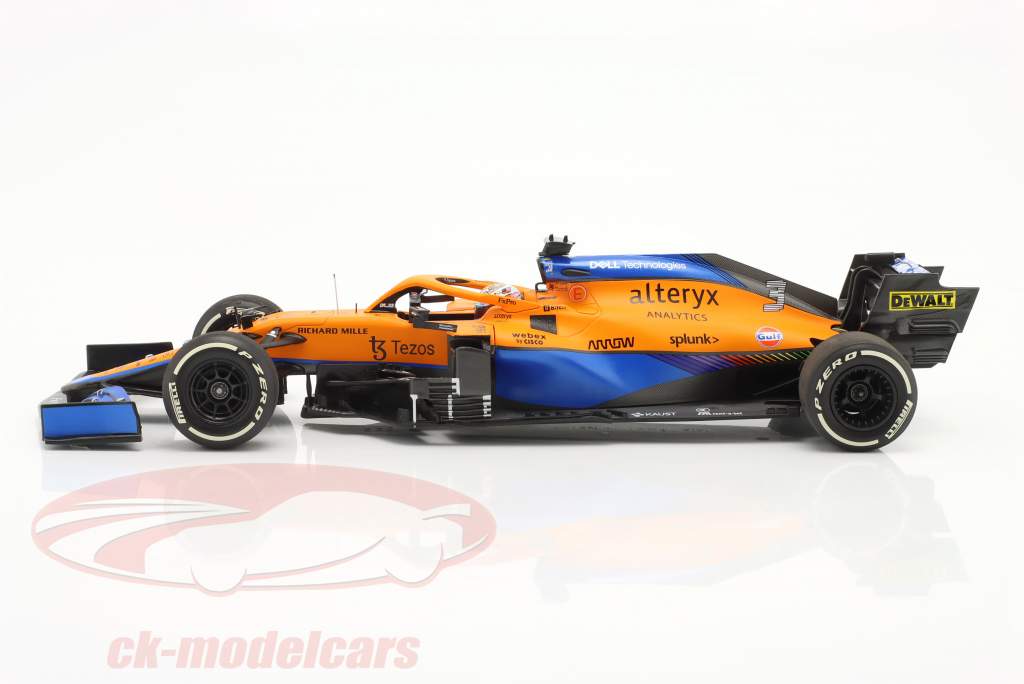 D. Ricciardo McLaren MCL35M #3 Winner Italian GP formula 1 2021 1:18 Minichamps
