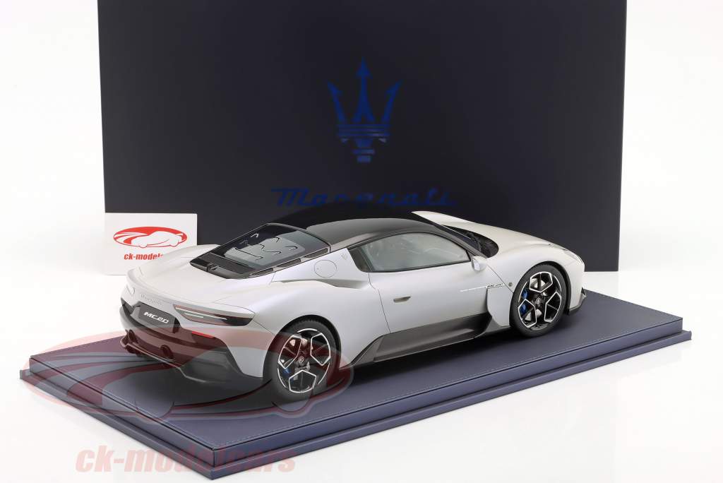 Maserati MC20 Byggeår 2020 hvid 1:12 Maserati Models
