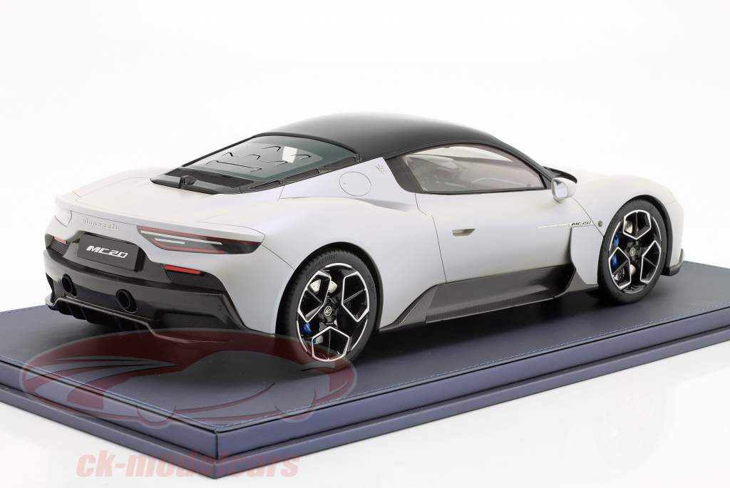 Maserati MC20 Baujahr 2020 weiß 1:12 Maserati Models