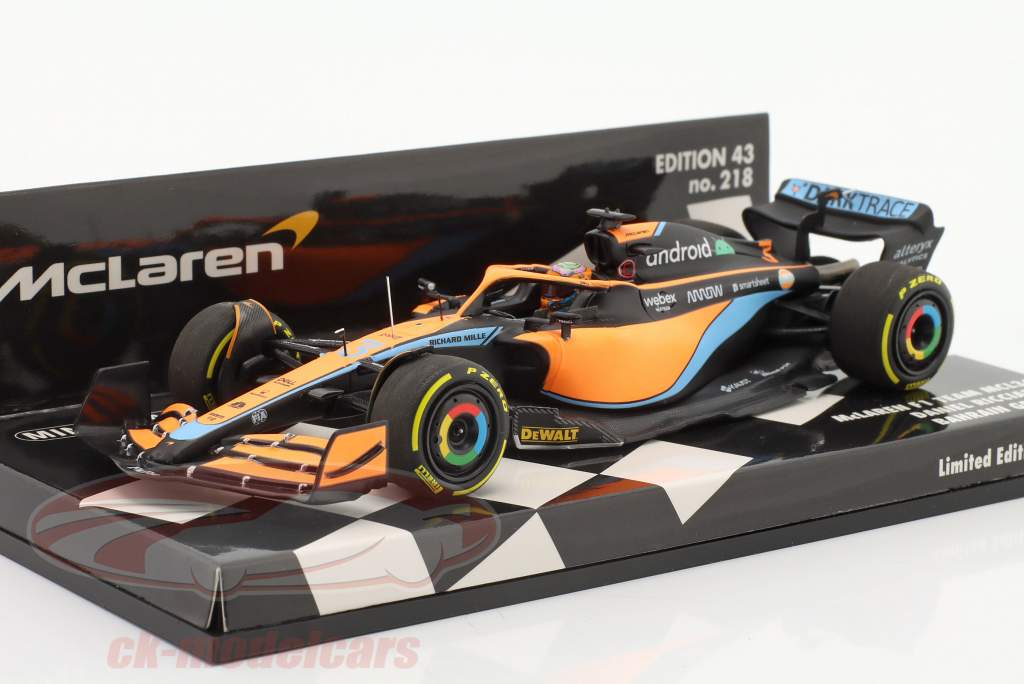 Daniel Ricciardo McLaren MCL36 #3 Baréin GP fórmula 1 2022 1:43 Minichamps
